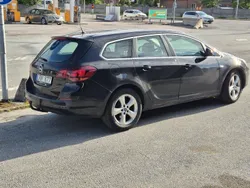 Svart Begagnad 2011 Opel Astra Enjoy Kombi | 30 000 kr (Marknadspris)