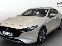 Brun (brown) Begagnad 2022 Mazda 3 Halvkombi | 249 000 kr (Marknadspris)