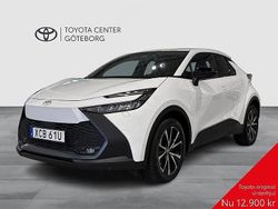 Vit Ny 2025 Toyota C-HR Style SUV | 399 900 kr (Marknadspris)
