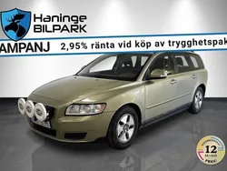 Grön Begagnad 2010 Volvo V50 Kombi | 69 500 kr (Marknadspris)