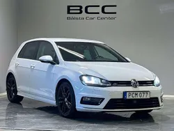 Vit Begagnad 2016 VW Golf VII R-line Halvkombi | 159 900 kr (Lite dyr)