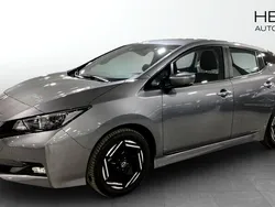 Grå (grey) Begagnad 2023 Nissan Leaf Acenta Halvkombi | 189 900 kr (Marknadspris)