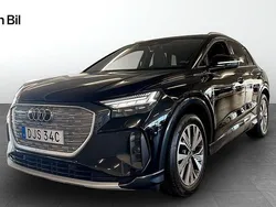 Svart Begagnad 2022 Audi Q4 e-tron Advanced SUV | 364 900 kr (Bra pris)