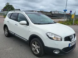 Vit Begagnad 2011 Nissan Qashqai +2 SUV | 74 900 kr (Marknadspris)