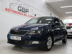 Blå Begagnad 2015 Skoda Fabia Elegance Halvkombi | 89 900 kr (Marknadspris)