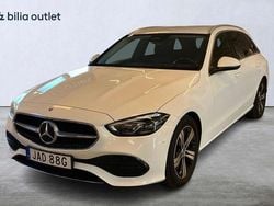 Vit Begagnad 2022 Mercedes C220 Avantgarde Kombi | 318 000 kr (Bra pris)