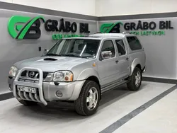 Silver Begagnad 2004 Nissan Navara Pickup | 129 900 kr