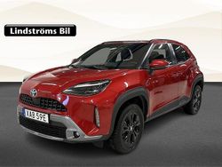 Röd Begagnad 2023 Toyota Yaris Cross SUV | 330 000 kr (Marknadspris)