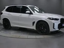 Vit Begagnad 2025 BMW X5 Comfort Edition SUV | 1 079 000 kr (Lite dyr)
