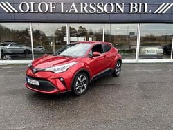 Röd Begagnad 2022 Toyota C-HR Edition SUV | 278 500 kr (Marknadspris)