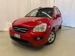 Röd Begagnad 2010 Kia Carens 4 Minibuss | 44 900 kr (Marknadspris)