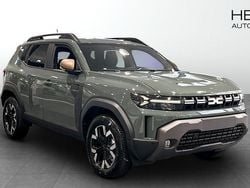 Grå (grey) Ny 2025 Dacia Duster Extreme SUV | 334 200 kr (Marknadspris)