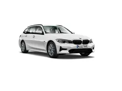 Vit Begagnad 2022 BMW 330e Sport Line Kombi | 309 500 kr (Superpris)