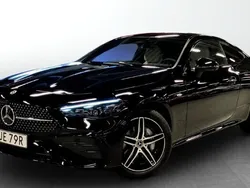 Svart (black) Begagnad 2024 Mercedes CLE300 AMG Sportkupé | 778 250 kr