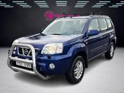 Mörkblå Begagnad 2002 Nissan X-Trail SUV | 43 900 kr (Dyr)