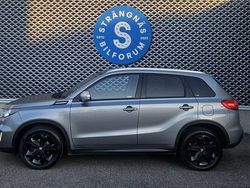 Mörkgrå (gråmetallic) Begagnad 2017 Suzuki Vitara SUV | 169 000 kr (Marknadspris)