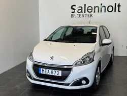 Vit Begagnad 2015 Peugeot 208 Halvkombi | 59 900 kr (Bra pris)