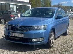 Blå Begagnad 2013 Skoda Rapid Halvkombi | 69 900 kr (Marknadspris)
