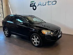 Svart Begagnad 2012 Volvo XC60 Momentum SUV | 124 900 kr (Bra pris)