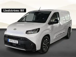 Vit Begagnad 2024 Toyota Proace City Van | 498 000 kr