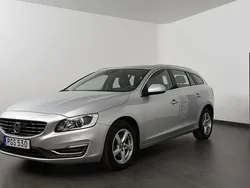 Silver Begagnad 2017 Volvo V60 Business Edition Kombi | 179 500 kr (Marknadspris)