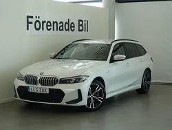 Vit (mineralvit ) Begagnad 2024 BMW 330e M Sport Kombi | 519 000 kr (Marknadspris)
