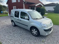 Silver Begagnad 2012 Renault Kangoo Minibuss | 39 900 kr (Marknadspris)