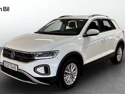 Vit Begagnad 2022 VW T-Roc Life SUV | 234 900 kr (Marknadspris)