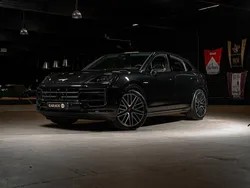 Begagnad 2025 Porsche Cayenne SUV | 1 399 500 kr (Dyr)