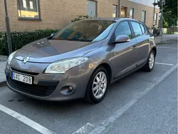 Grå Begagnad 2009 Renault Mégane III Halvkombi | 38 500 kr (Marknadspris)