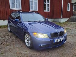 Blå Begagnad 2010 BMW 330 Comfort Edition Kombi | 120 000 kr (Lite dyr)