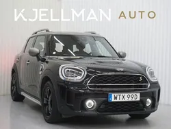 Svart Begagnad 2021 Mini Cooper Countryman Salt SUV | 279 900 kr (Marknadspris)