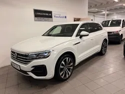 Vit Begagnad 2023 VW Touareg R-line SUV | 759 900 kr (Marknadspris)
