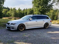 Grå Begagnad 2006 BMW 520 Kombi | 65 000 kr (Dyr)