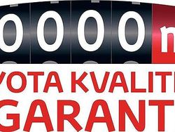 Mörkblå (blå) Begagnad 2022 Toyota Yaris Hybrid Active Halvkombi | 219 900 kr (Marknadspris)