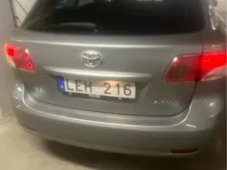 Grå Begagnad 2011 Toyota Avensis Business Edition Kombi | 125 000 kr (Marknadspris)