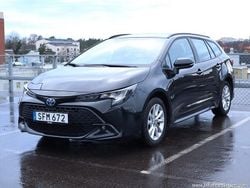 Svart Begagnad 2023 Toyota Corolla Kombi | 234 900 kr (Superpris)