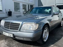 Grå Begagnad 1992 Mercedes 300 SE Sedan | 75 000 kr