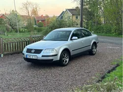 Silver Begagnad 2002 VW Passat Sedan | 20 000 kr (Dyr)