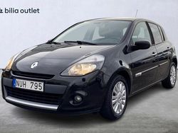 Svart Begagnad 2011 Renault Clio III Halvkombi | 14 000 kr