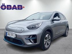 Grå (gråmetallic) Begagnad 2021 Kia e-Niro Advance SUV | 268 900 kr (Dyr)