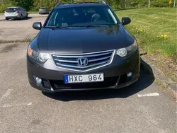 Grå Begagnad 2009 Honda Accord Executive Kombi | 45 000 kr (Marknadspris)