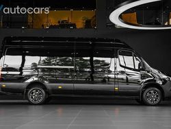Svart Begagnad 2023 Mercedes Sprinter Van | 698 750 kr