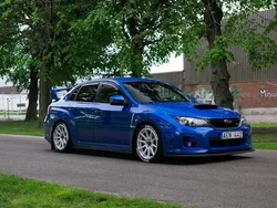 Blå Begagnad 2014 Subaru WRX STI Sedan | 295 000 kr