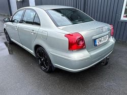 Begagnad 2004 Toyota Avensis Sedan | 59 000 kr (Dyr)