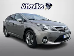 Brun Begagnad 2015 Toyota Avensis Kombi | 149 900 kr (Bra pris)