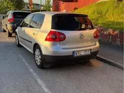 Silver Begagnad 2005 VW Golf IV Trendline Halvkombi | 19 900 kr (Marknadspris)