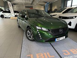 Grön Begagnad 2022 Peugeot 308 Active Halvkombi | 209 900 kr (Lite dyr)