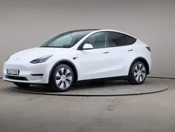 Vit (multicoat: pearl white) Begagnad 2022 Tesla Model Y Long Range SUV | 329 000 kr