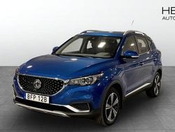 Blå Begagnad 2021 MG ZS Luxury SUV | 149 900 kr (Marknadspris)